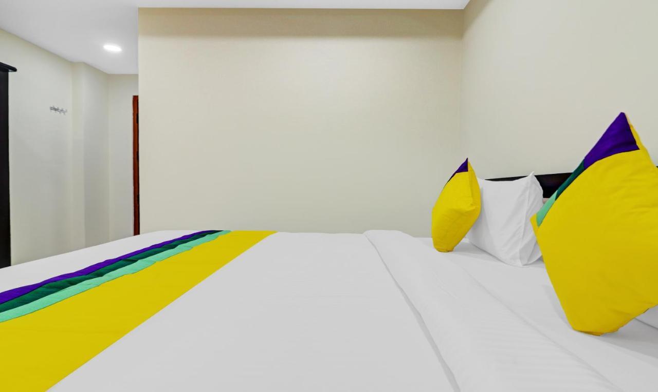 Itsy 99 Hitech Hotel