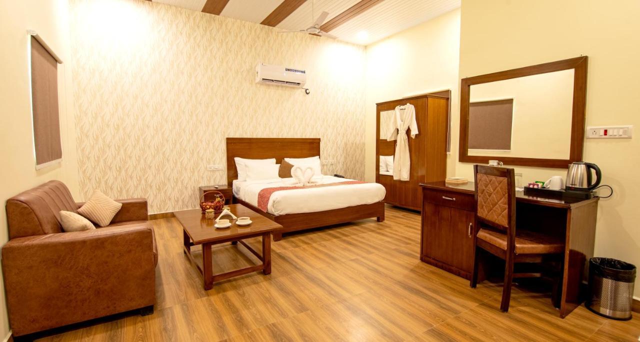 Woodland & Convention Resort