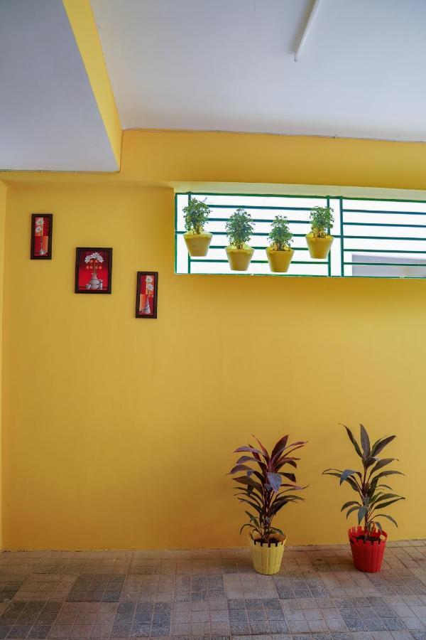 Yellow Bells Hotel