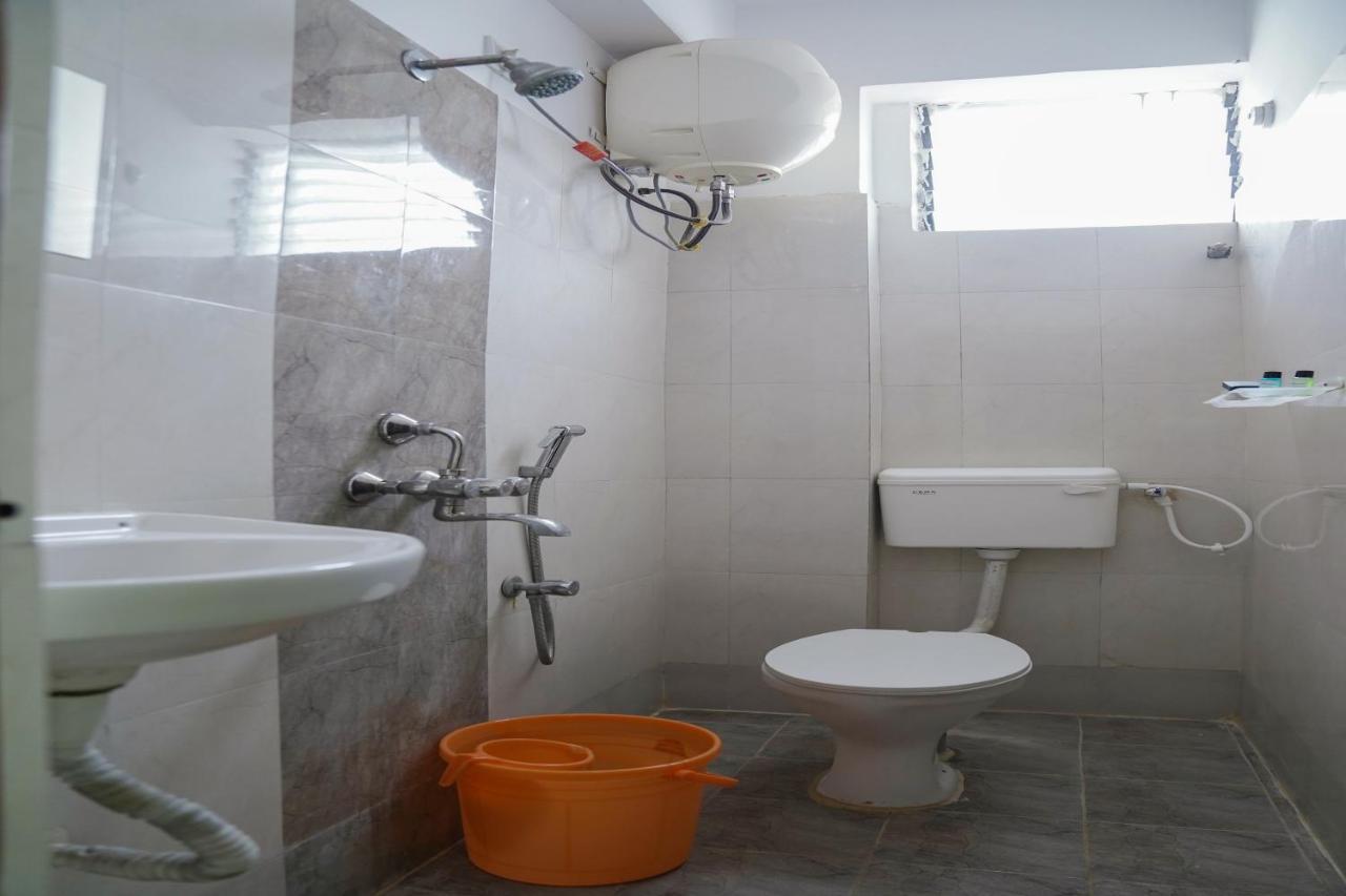Hotel Yellow Bells 3*