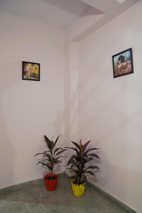 Yellow Bells Hotel