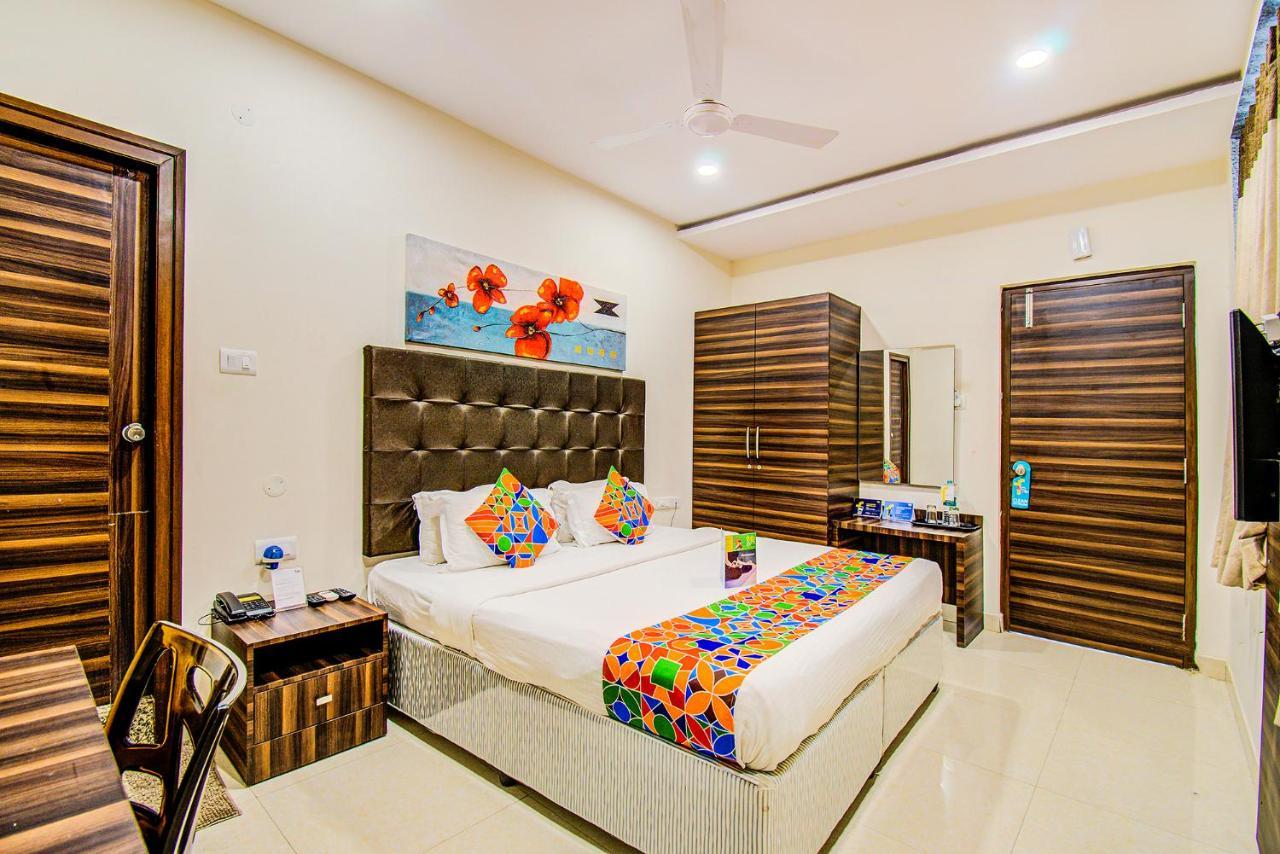 Hotel Fabhotel Pearl City - Nr Cyber Towers, Hitech City Hyderabad