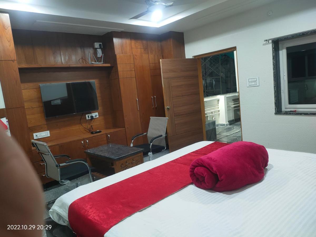 New Maruthi Inn, Lb Nagar 3*