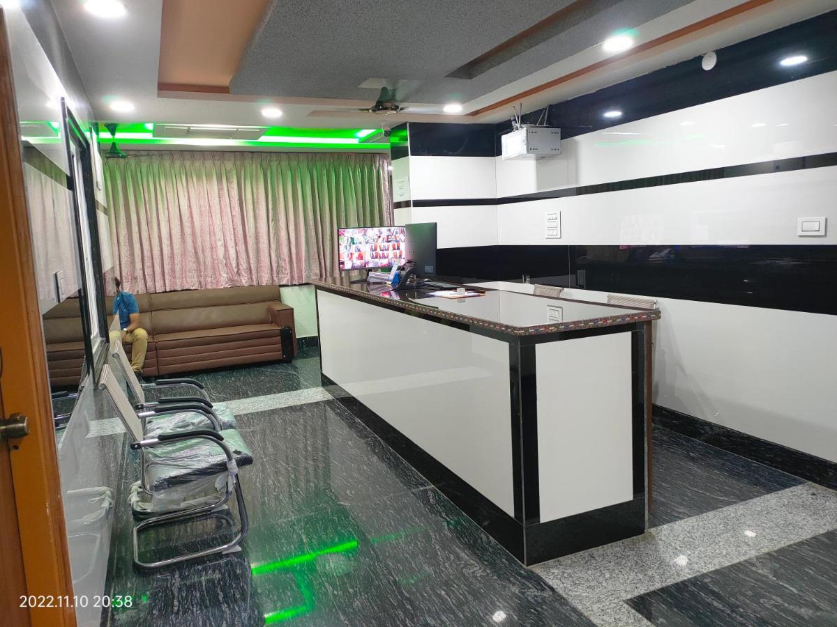 New Maruthi Inn, Lb Nagar Hotel 3*