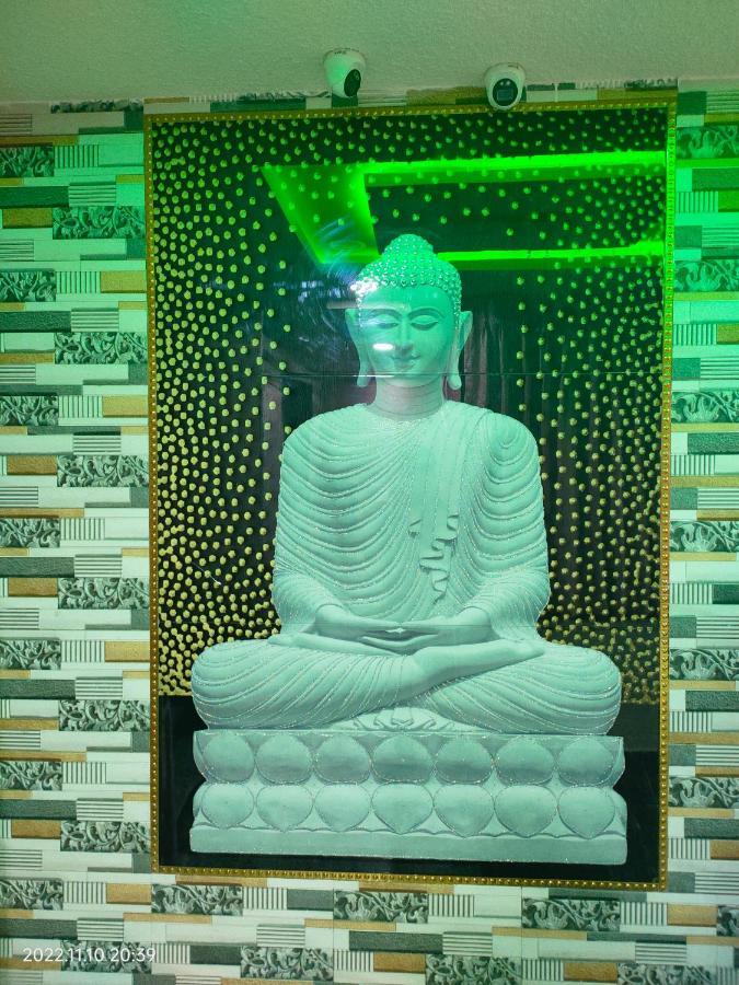 New Maruthi Inn, Lb Nagar Hotel