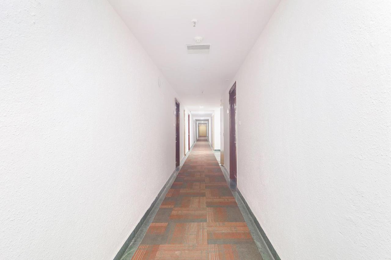 Fabhotel Ssv Grand Hyderabad