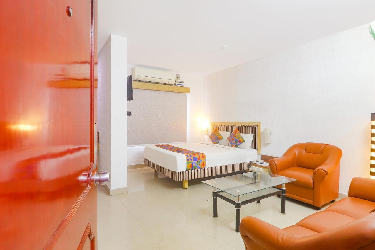 Hotel Fabhotel Ssv Grand