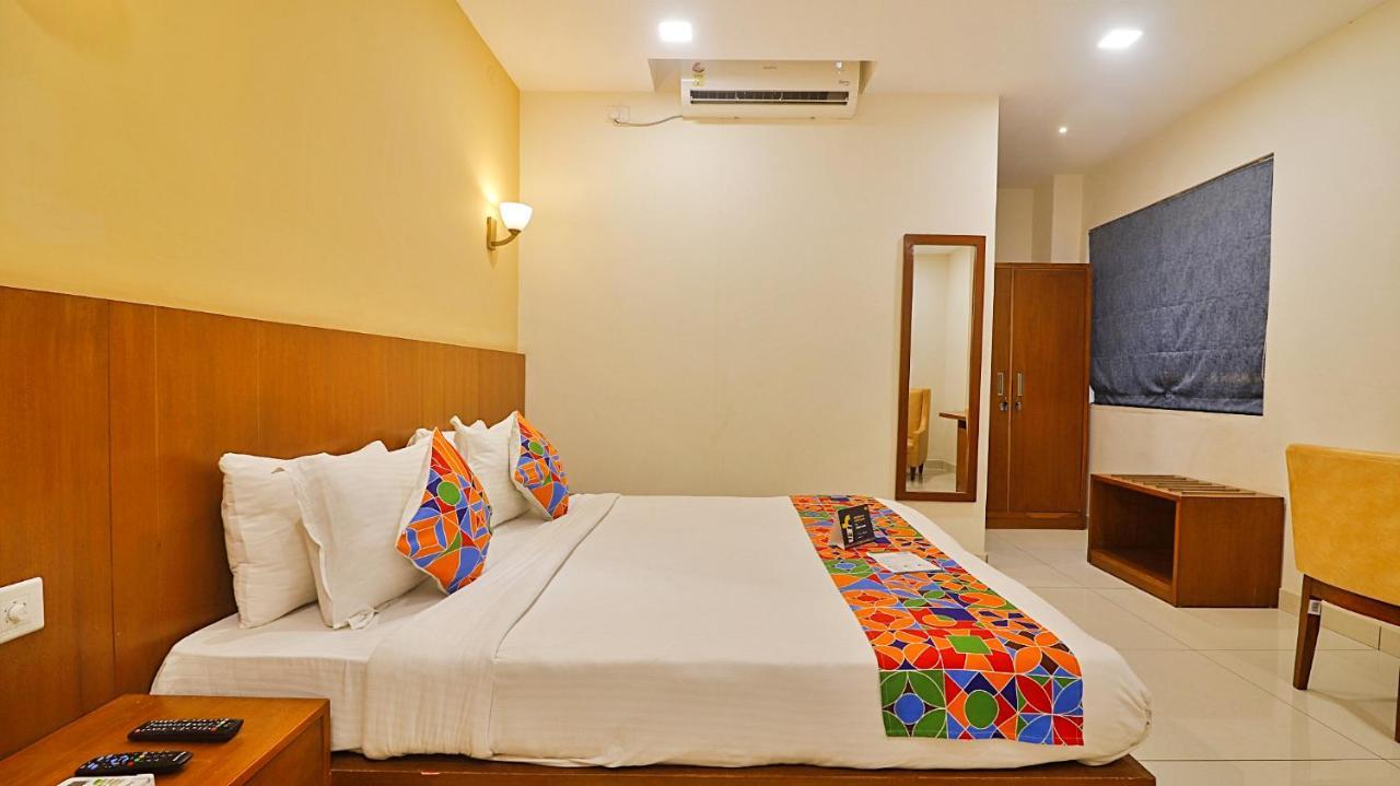 Hotel Fabhotel Eminent Suites Gachibowli 3*