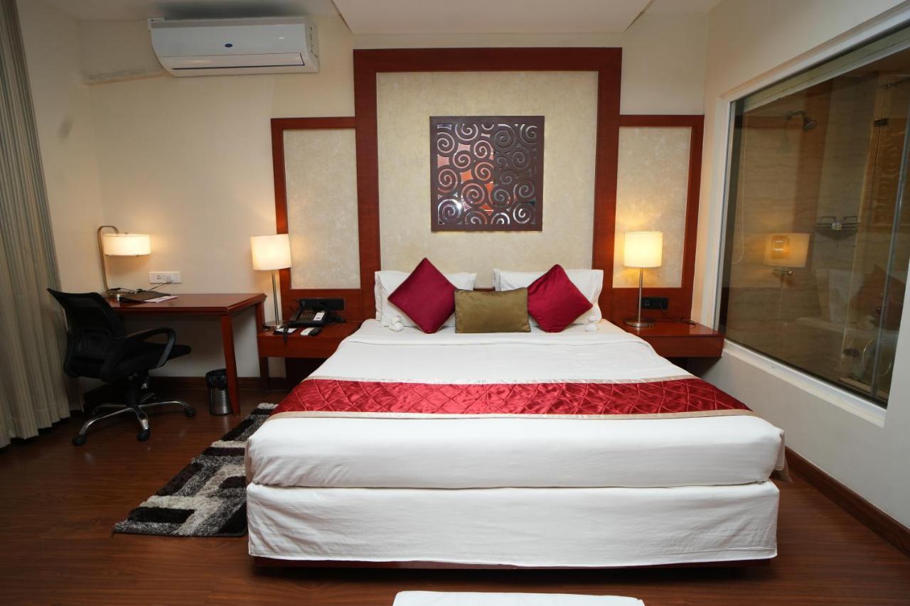 Hotel The Altruist Business Hitech Hyderabad