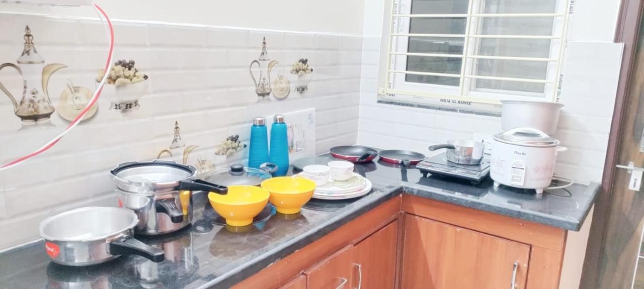 Servostay Hafeezpet - Srinivasa Nilayam *