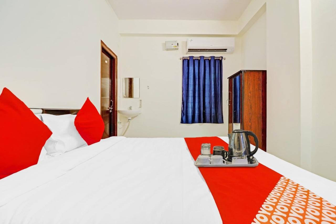Oyo Happy 3* Hyderabad