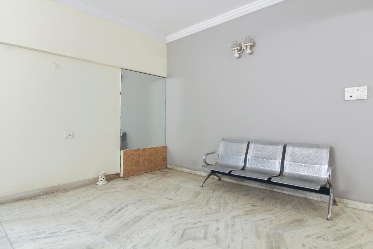 Collection O White House Silverkey Near Film Nagar Hyderabad