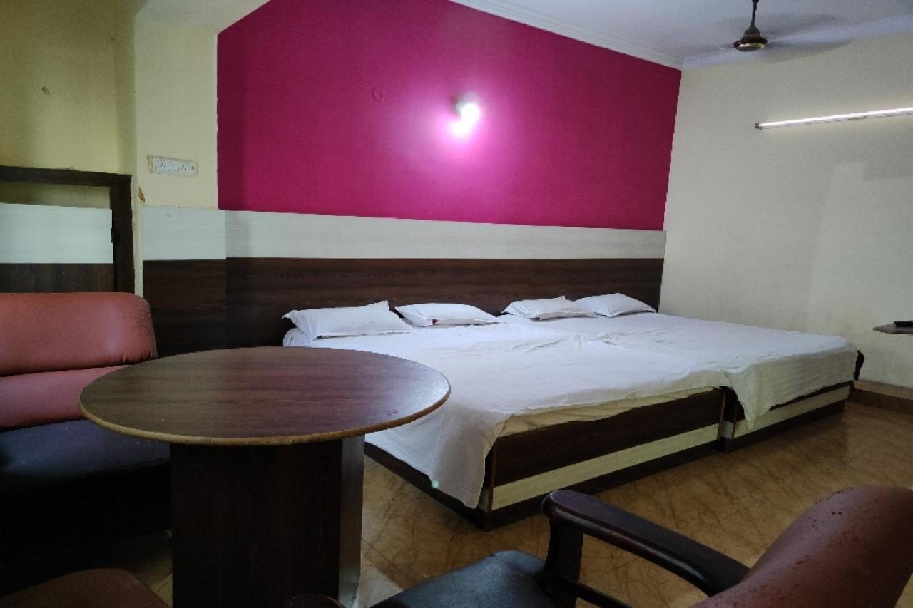 Oyo Baba Classic Near Secundrabad Railway Station Hyderabad