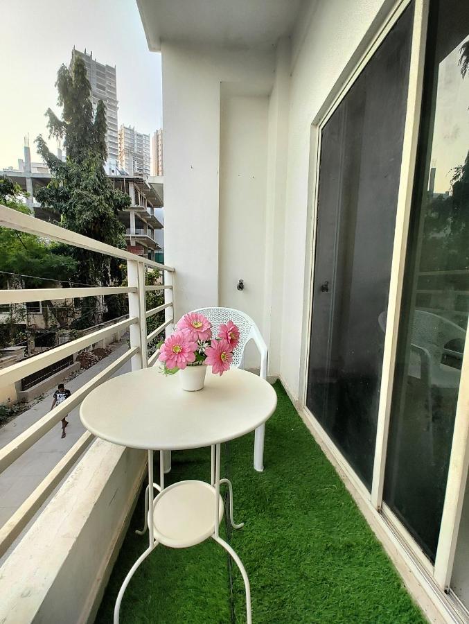 Nk Homes -serviced - 2 Bhk Homestay, Fast Wifi, Fully Furnished Hyderabad