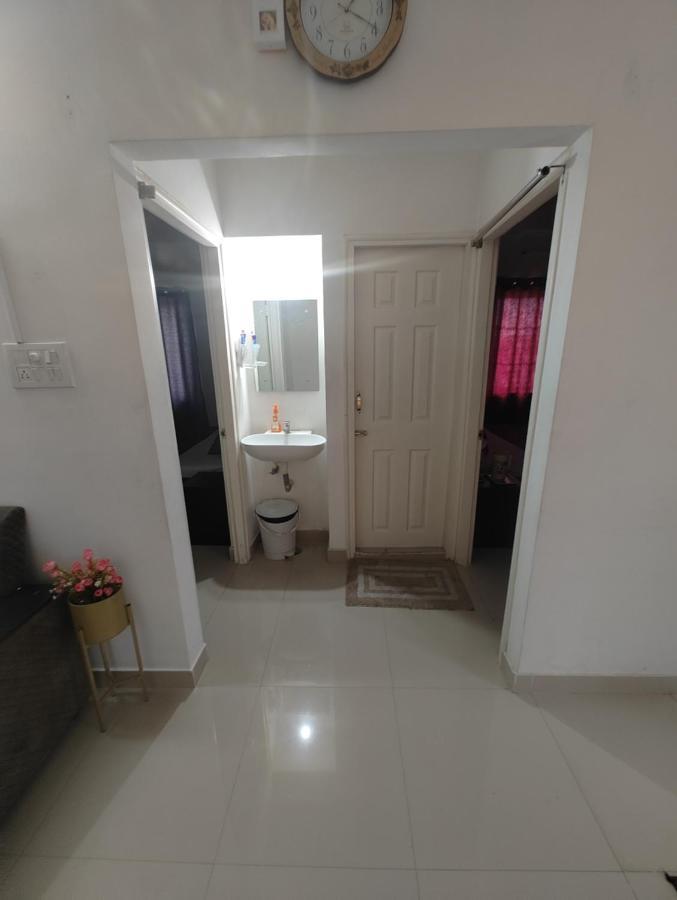Nk Homes -serviced - 2 Bhk Homestay, Fast Wifi, Fully Furnished Apartment