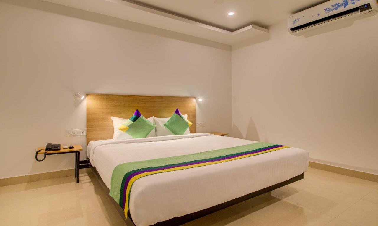 Treebo De Alphabet Kondapur Hotel 3*