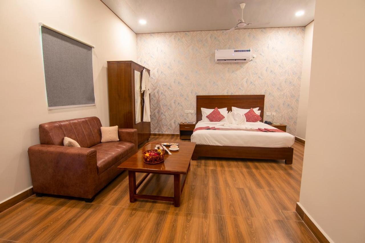Woodland & Convention * Hyderabad