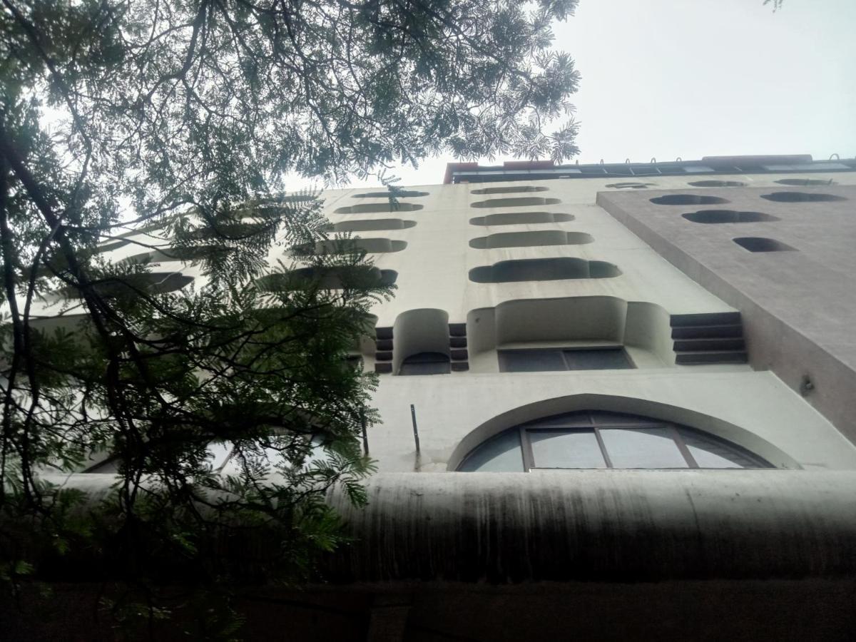 Metro Heights- Lakdikapul 3* Hyderabad