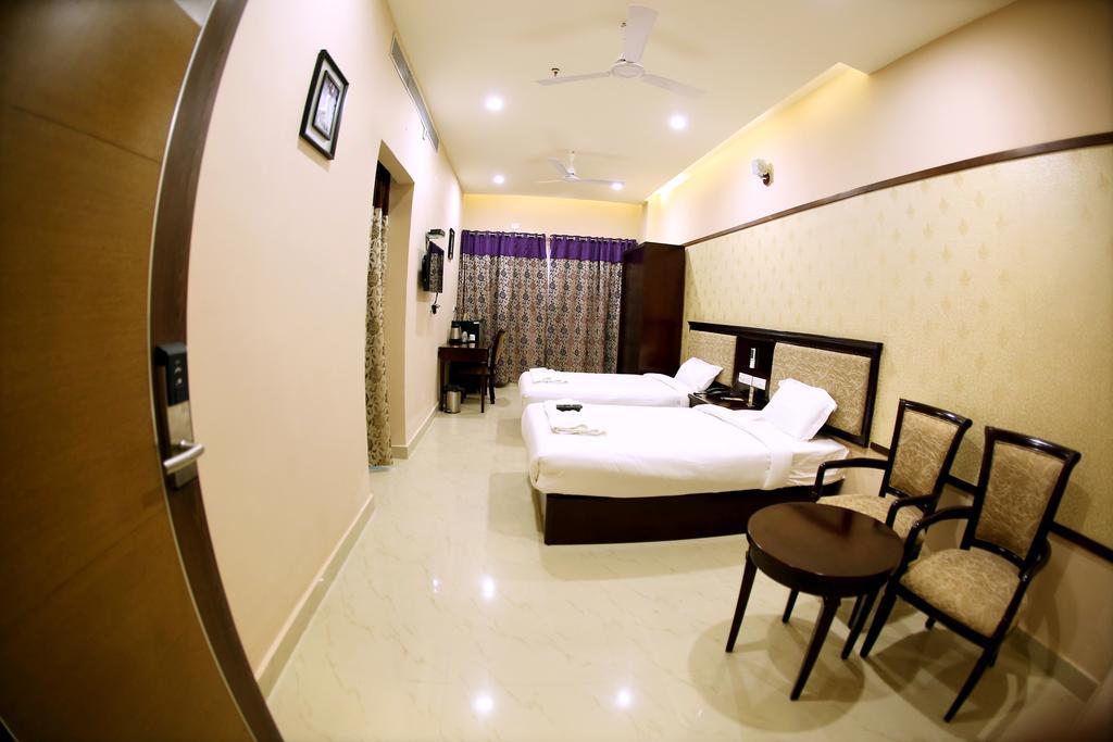 Sitara Grand Ramchandrapuram 2*