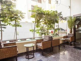 Kens Hotel 3*