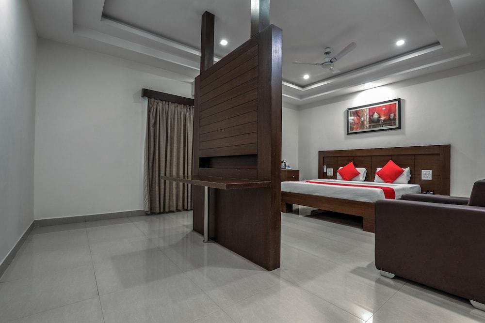 Hotel Treebo Trend Jp Plaza Nampally 3*