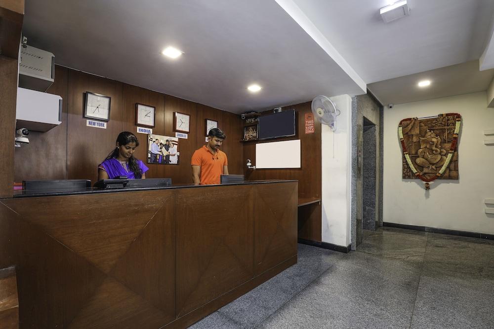 Hotel Treebo Trend Jp Plaza Nampally 3*