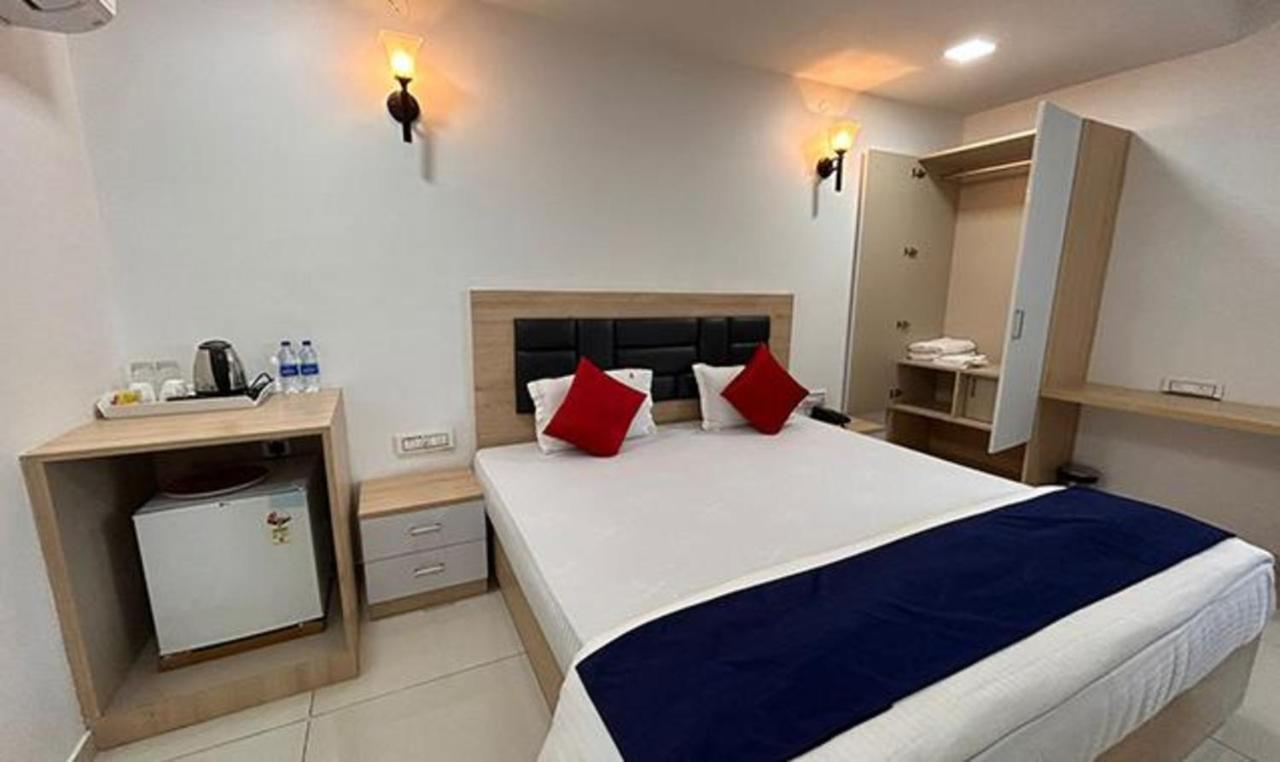 Hotel Fabhotel Prime Anika 3*