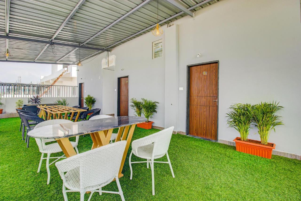 Hotel Fabhotel W Grand Suites - Nr Lanco Hills, Manikonda