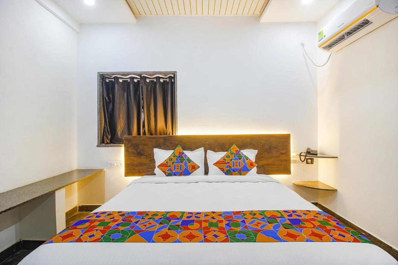 Hotel Fabhotel W Grand Suites - Nr Lanco Hills, Manikonda 3*