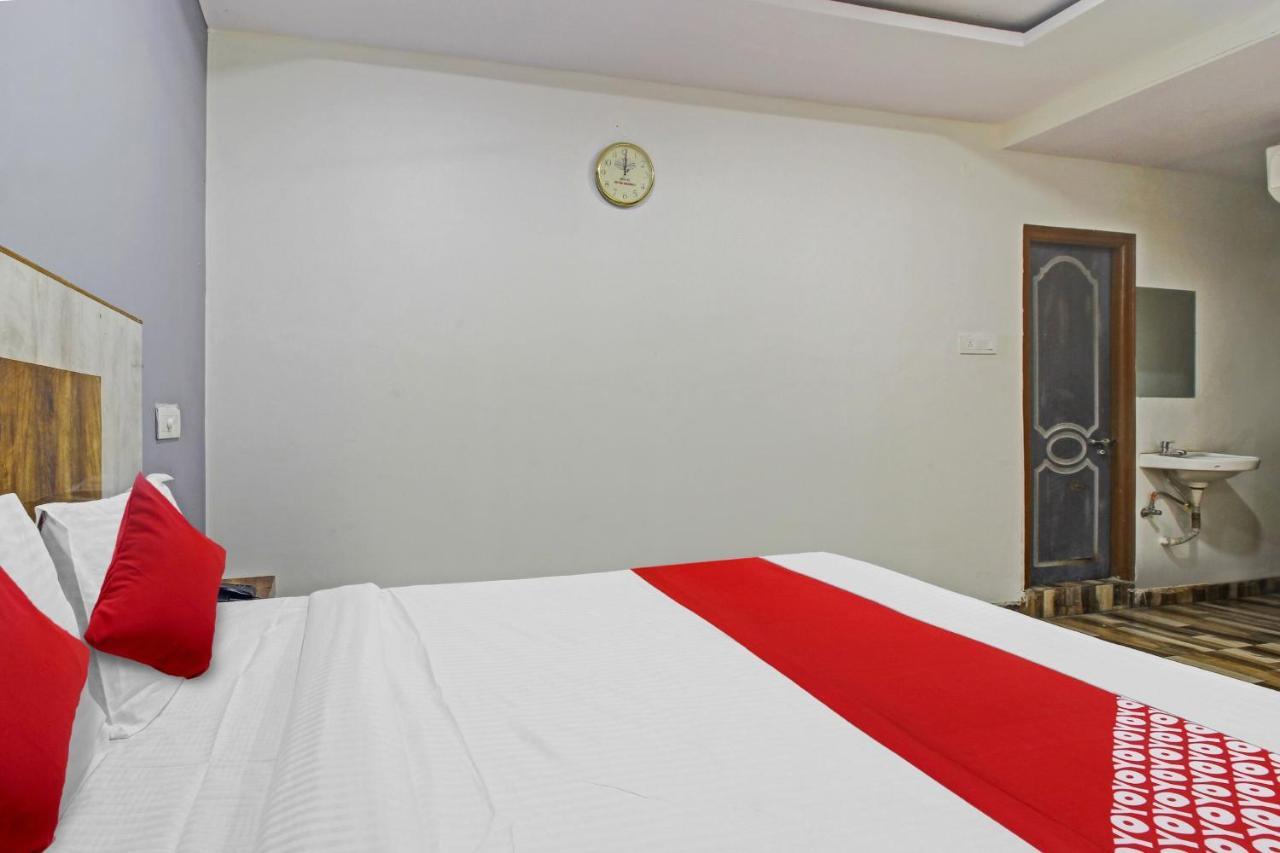 Super O Sri Sai Regency Hotel