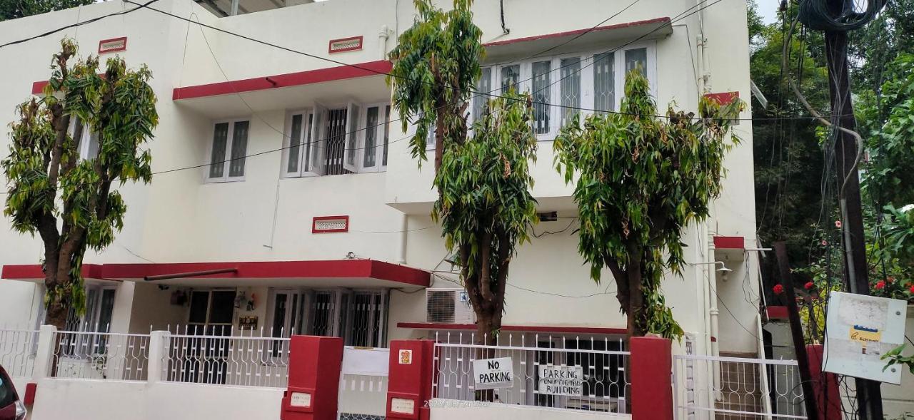 The Ghosh's Casa de hóspedes