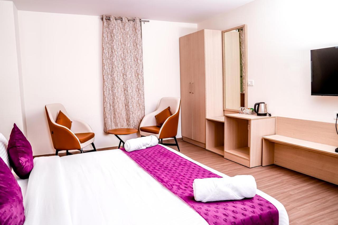 Hotel Casa & Suites, Gachibowli, Hyderabad