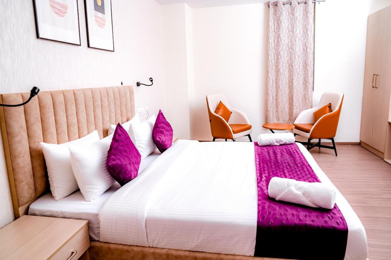 Casa & Suites, Gachibowli, Hotel
