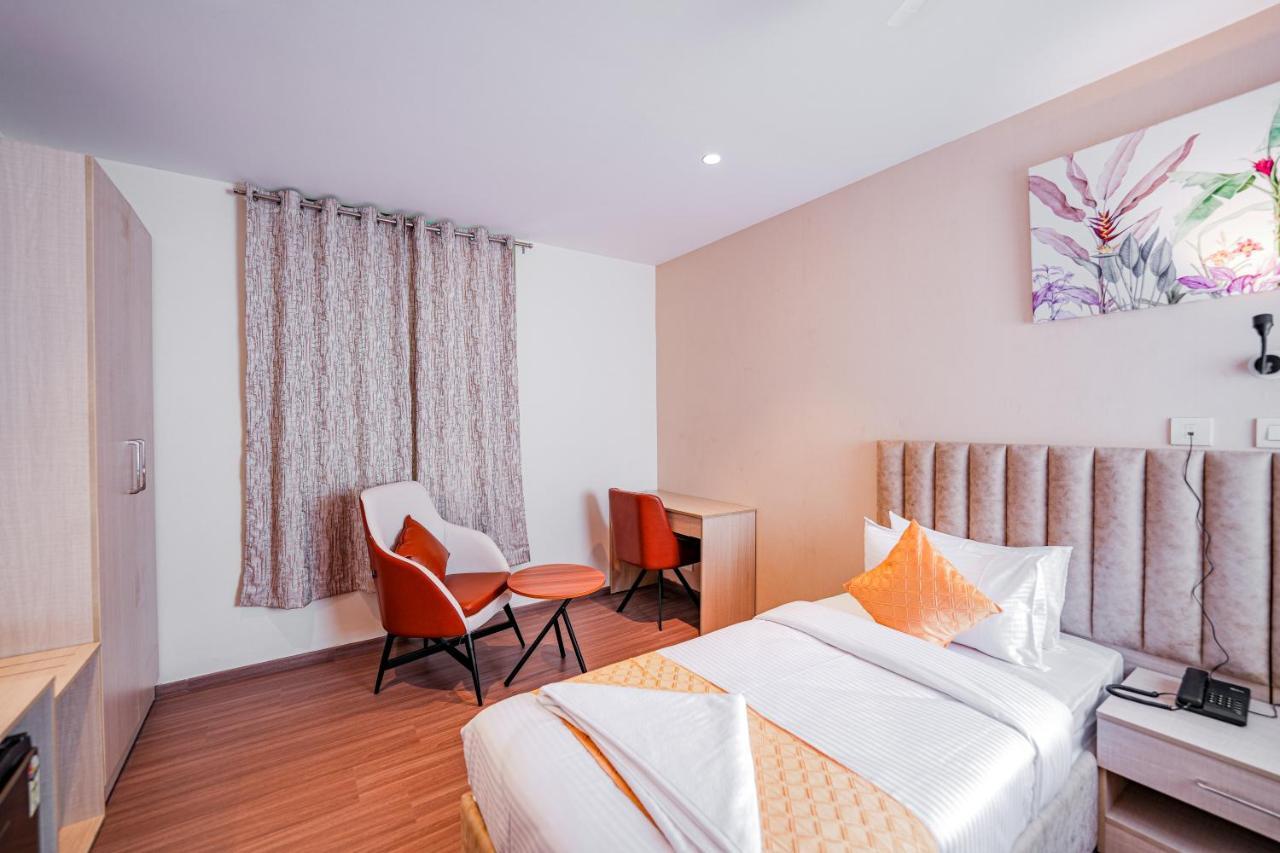 Casa & Suites, Gachibowli,