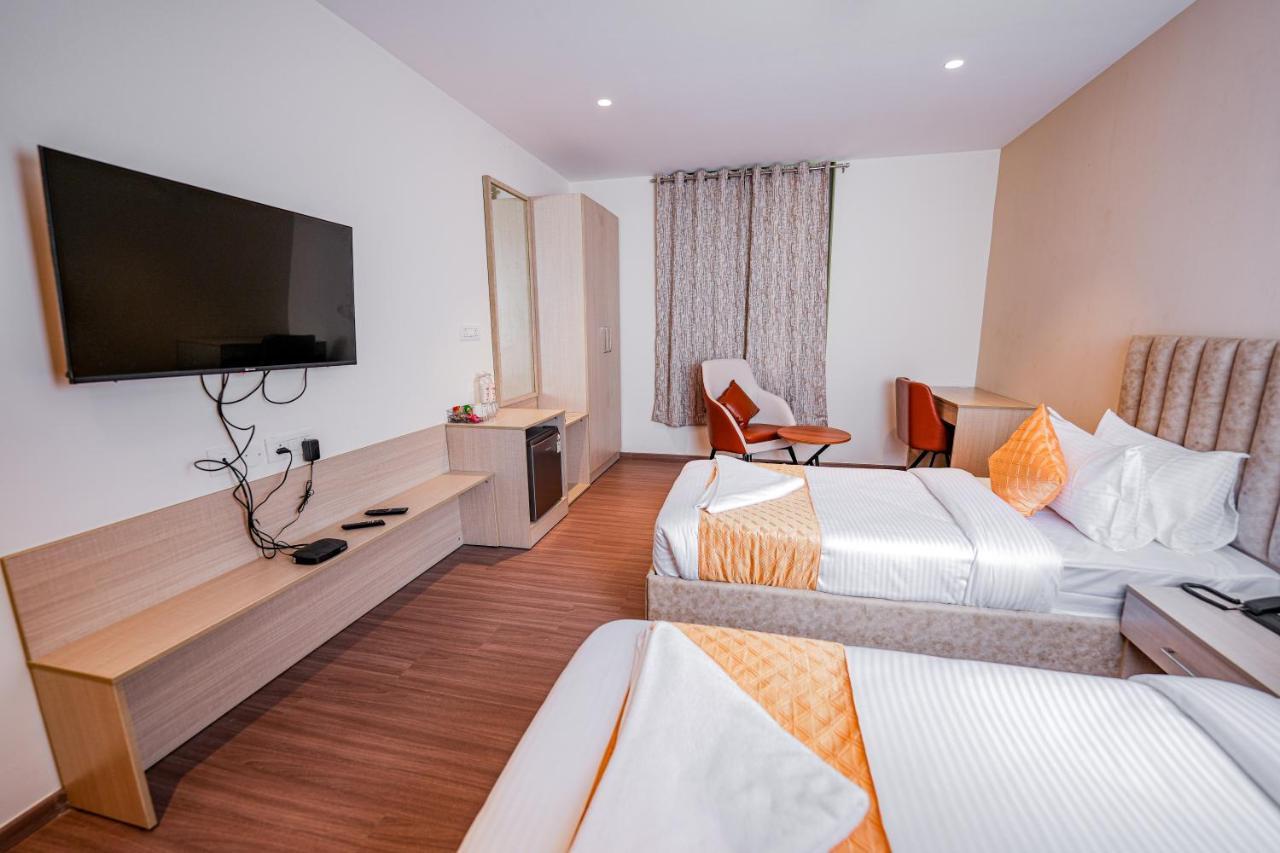 Casa & Suites, Gachibowli, 4* Hyderabad
