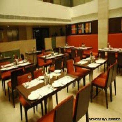 Inner Circle Hotel 3*