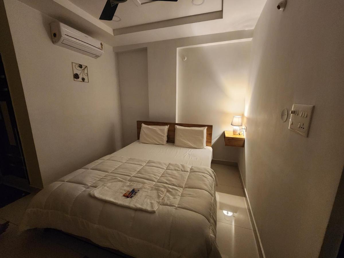 Viraaj Suites Miyapur Hotel