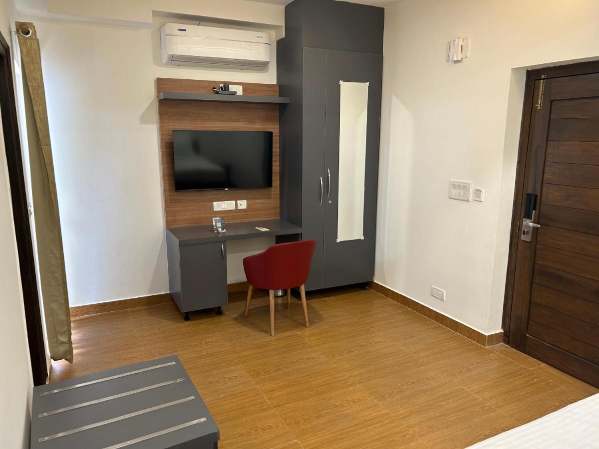 Palladium Luxury Financial District Unit Ii Hotel 3*