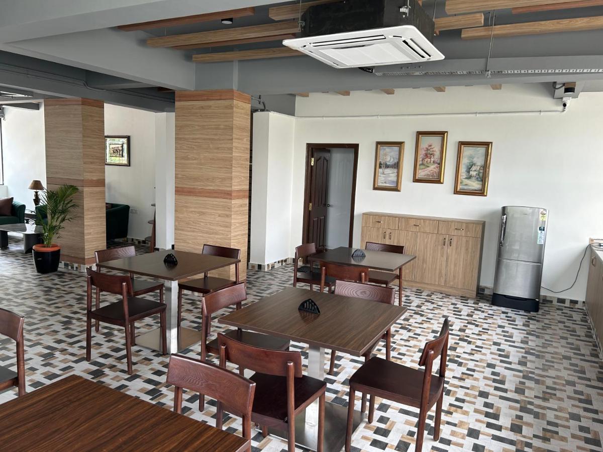 Hotel Palladium Luxury Financial District Unit Ii