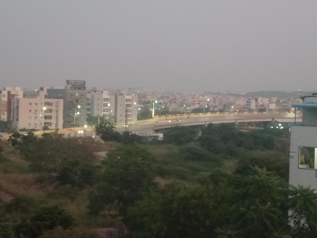 Apartamento Servostay Kphb Phase 15 New Stunning 3 Bhk - 1st Floor