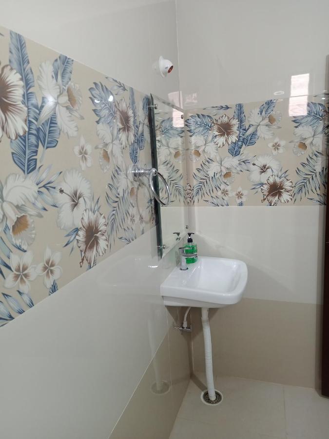 Servostay Kphb Phase 15 New Stunning 3 Bhk - 1st Floor Hyderabad