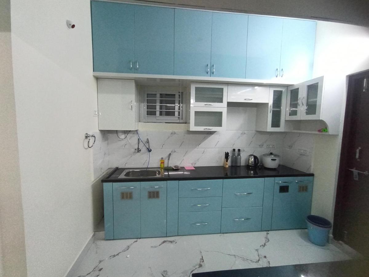 Servostay Kphb Phase 15 New Stunning 3 Bhk - 3rd Floor * Hyderabad
