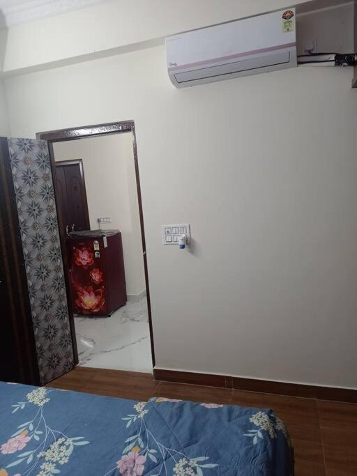 Apartment Servostay Kphb Phase 15 New Stunning 3 Bhk - 4th Floor Hyderabad