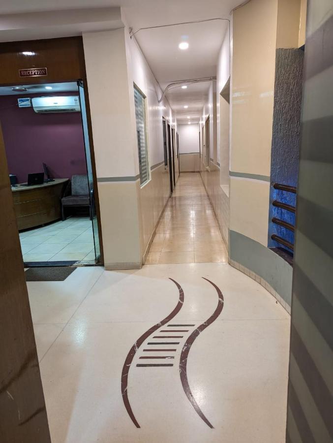 Hotel Sk First Transit Shamshabad 2*