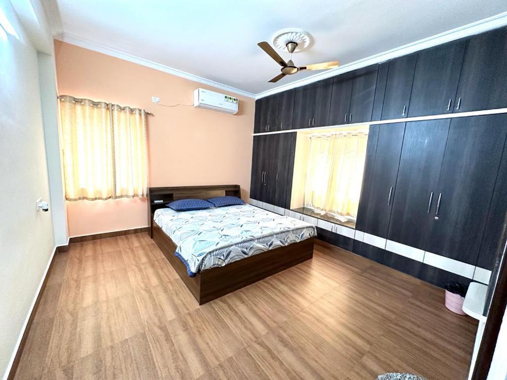 Apartment Servostay Kphb Phase 15 New Stunning 3 Bhk - 4th Floor Hyderabad