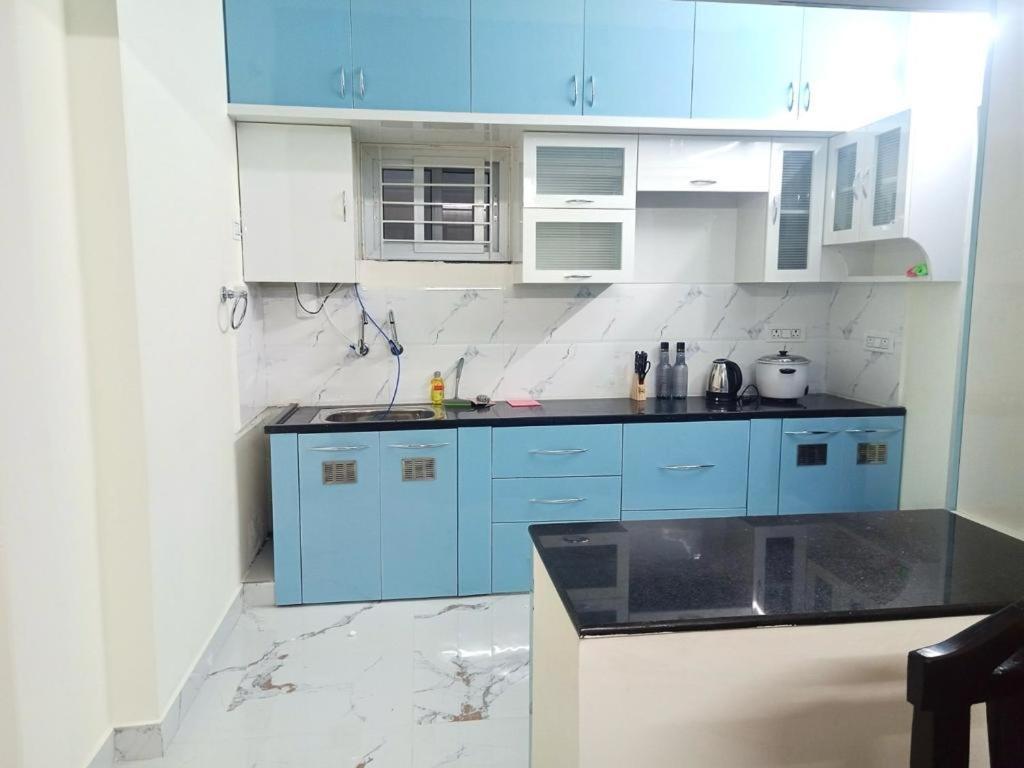 Servostay Kphb Phase 15 New Stunning 3 Bhk - 4th Floor Hyderabad