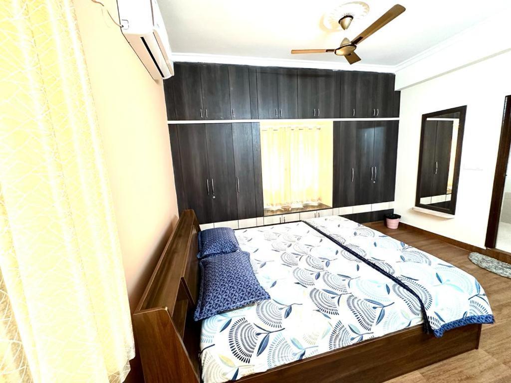 Apartment Servostay Kphb Phase 15 New Stunning 3 Bhk - 4th Floor *