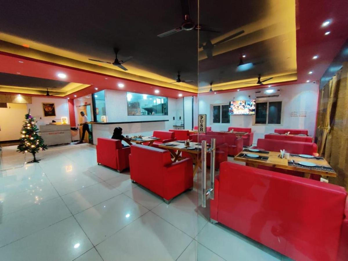 Hibiscus Tree- Bachupally Hotel 3*