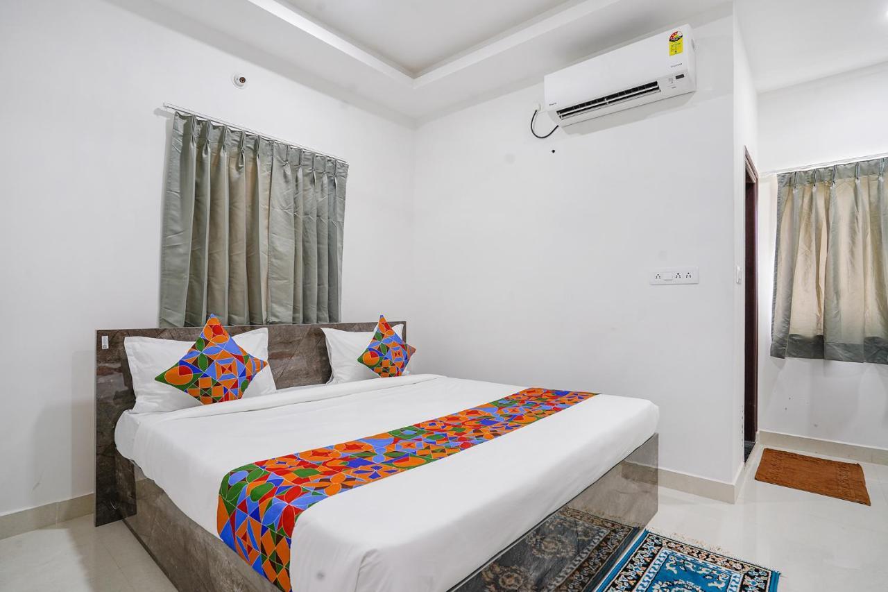 Fabhotel 27 - Nr Hitech Hotel