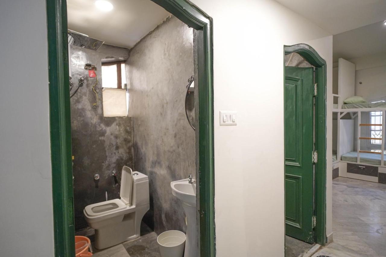 Destin Olympus Banjara Hostel *